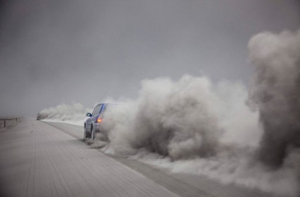 fdfefed7 426x280 An eruption is larger and fiercer than Eyjafjoell