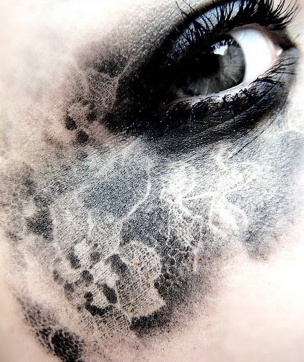 Black Lace Eyes Зеркало души